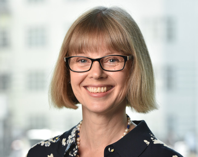 Dr Emma Toumi